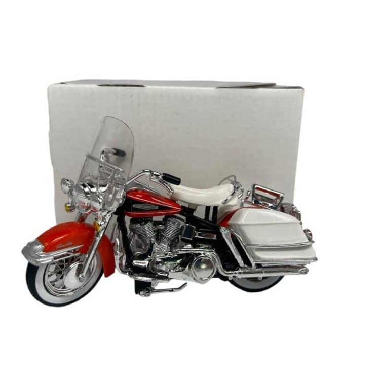 Harley Davidson 1966 FLH Electra Glide (réf en cours)